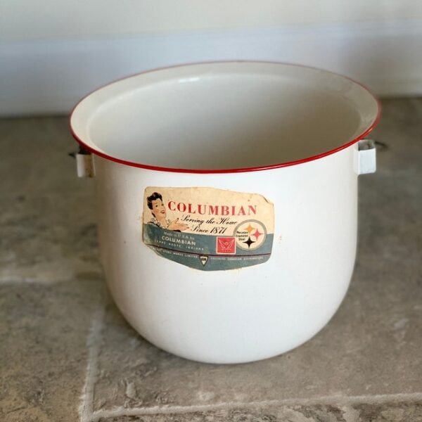 Vintage GSW Enamelware Pail with Label in Good Condition