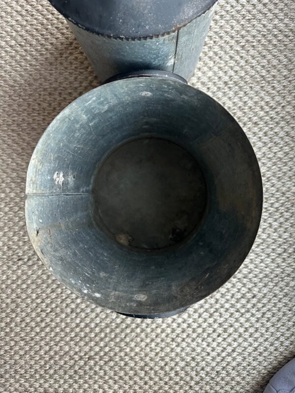 Primitive vintage galvanized chicken waterer - Image 10