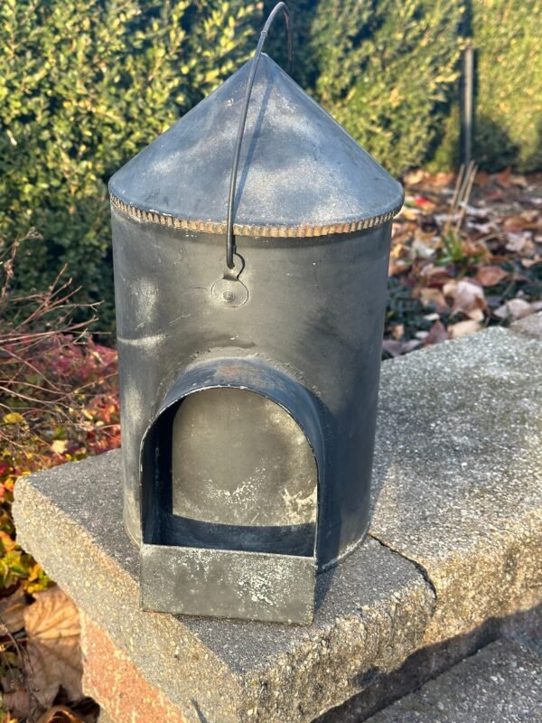 Primitive vintage galvanized chicken waterer - Image 6