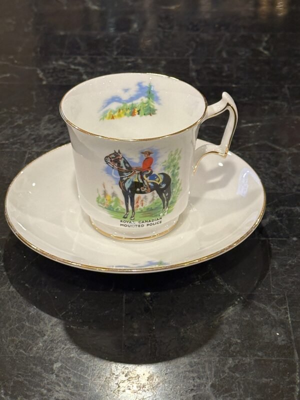 Vintage Royal Chelsea English Bone China Tea Cup and Saucer - Image 8