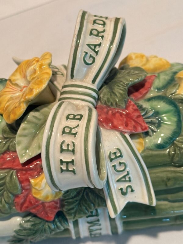 Vintage Fitz and Floyd 1996 Ceramic Asparagus Box - Image 8