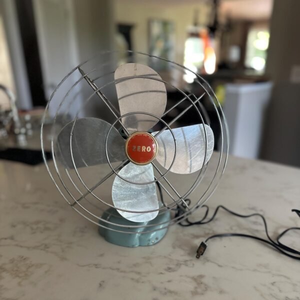 1950s McGraw Edison Zero Oscillating 4 Blade Fan - Image 2