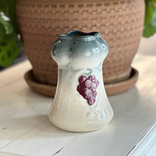 Antique Weller 1904 Floretta Grape Pattern Vase in Hard to Find Color Combo - Image 5