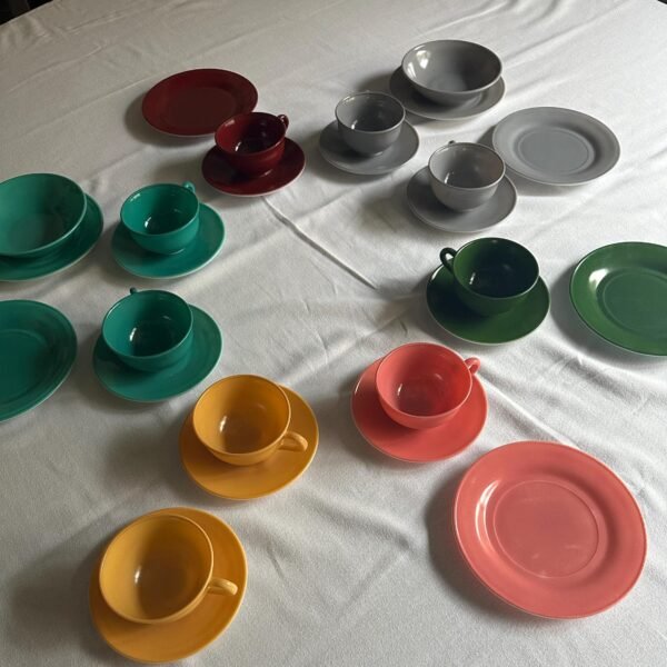 27 Pieces of Vintage Hazel Atlas Ovide Platonite - Image 3