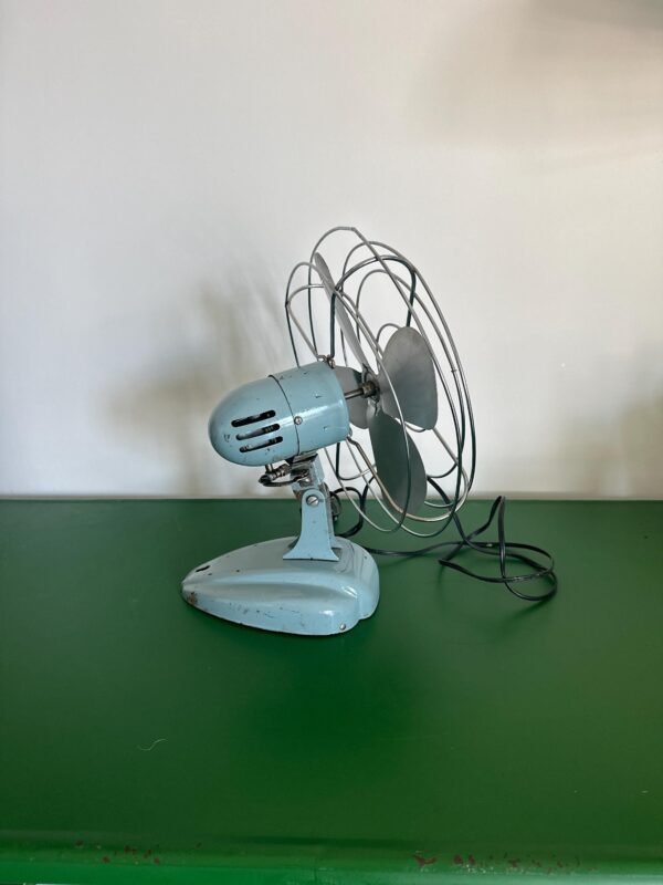 1950s McGraw Edison Zero Oscillating 4 Blade Fan - Image 9