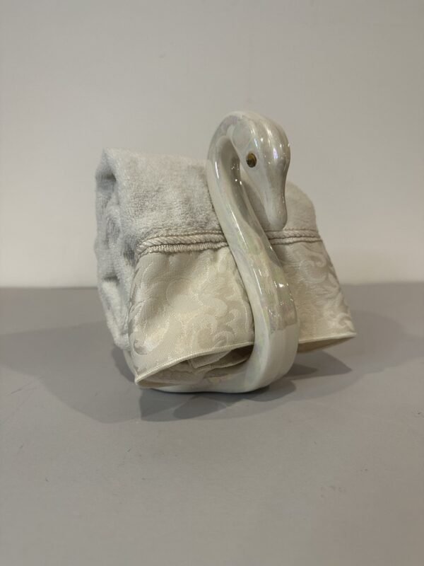 1970s Swan Bathroom Towel Holder, Iridescent Powder Room Decor - Image 2