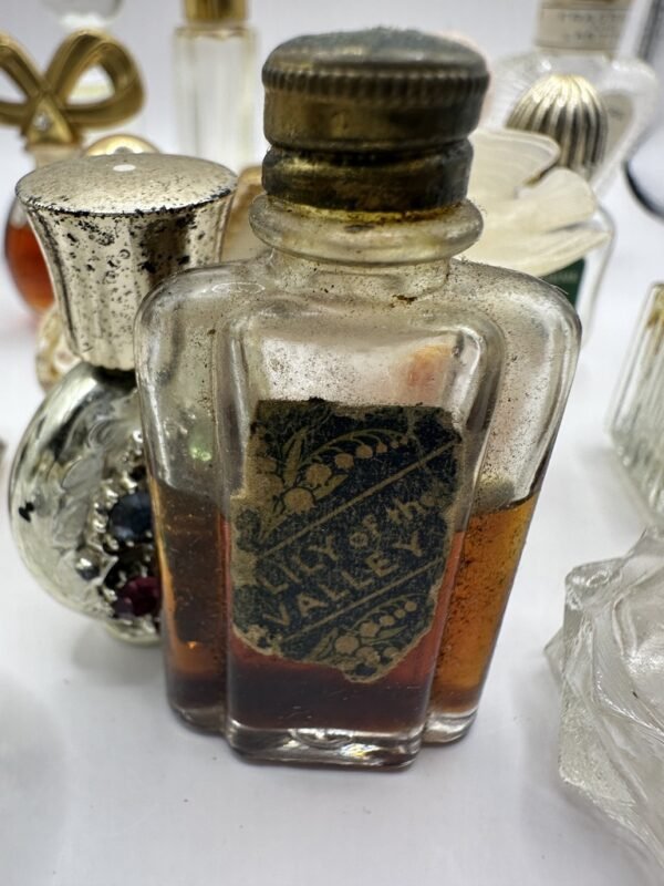 A Display of 20 Mini Vintage Perfume Bottles - Image 6