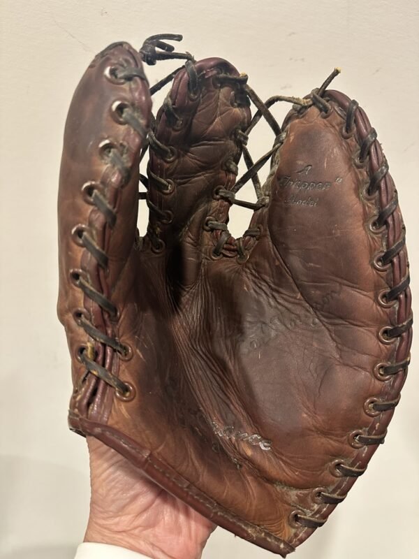 1940s Rawlings Three Finger 1st Baseman Glove Collectible - Image 7