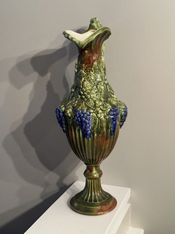 1960s-1970s Arnels Majolica Ewer Pitcher with Grapes and Leaves - Image 3