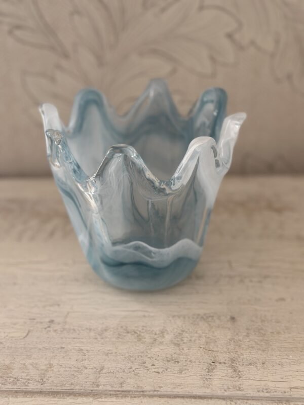 Beautiful Hand Crafted Murano Glass Vase Shades of Aqua and White - Image 4