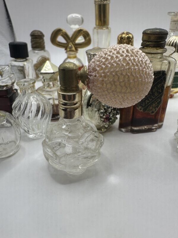 A Display of 20 Mini Vintage Perfume Bottles - Image 7