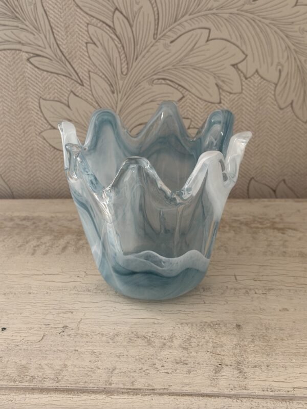 Beautiful Hand Crafted Murano Glass Vase Shades of Aqua and White - Image 5