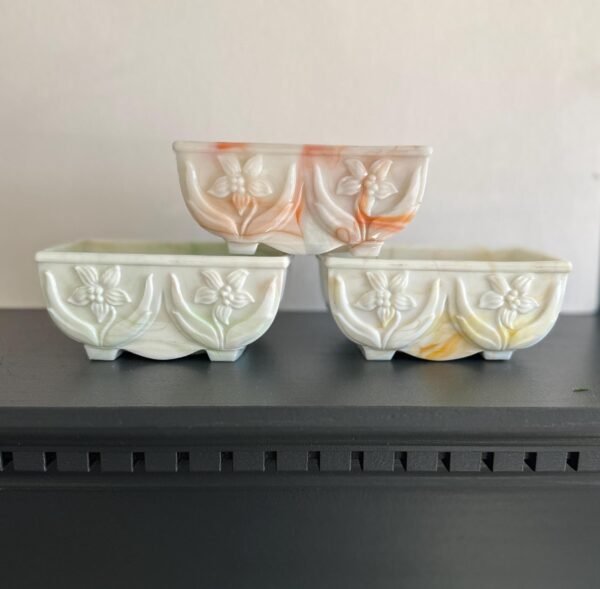 Akro Agate Daffodil Planters Set of 3 in Green Yellow and Orange